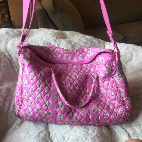 Vera Bradley overnight bag- excellent condition - Picture 4 of 6